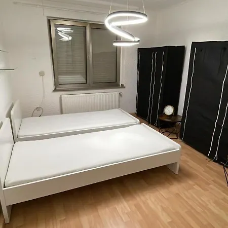 Apartment Mad 2 *